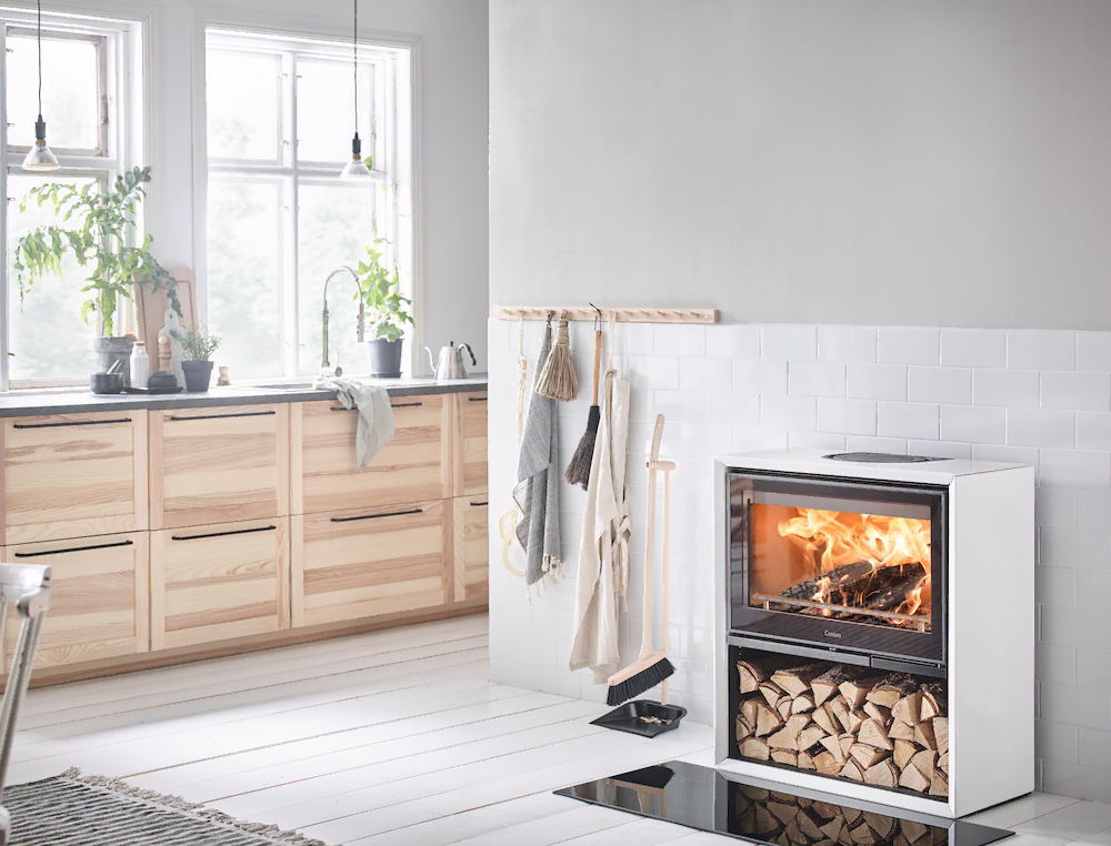 kamin med golvskydd