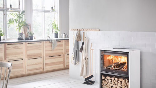 kamin med golvskydd